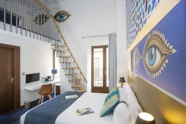 Üç Kişilik Oda, Balkon