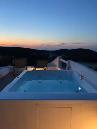 Villa, 2 Yatak Odası, Sigara İçilebilir, Şömine