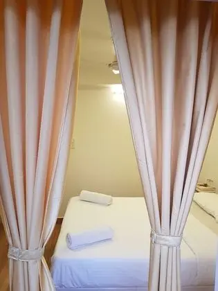 Tek Büyük veya İki Ayrı Yataklı Oda, 1 Çift Kişilik veya 2 Tek Kişilik Yatak, Balkon