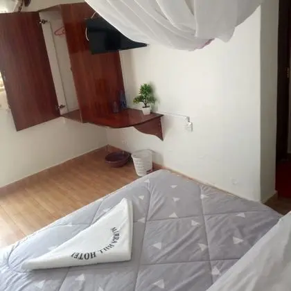 Tek Büyük Yataklı Oda