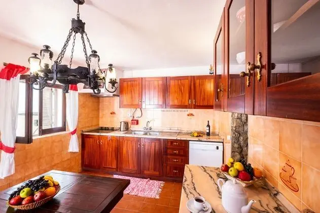Villa, 4 Yatak Odası, Kişiye Özel Havuzlu, Havuz Manzaralı
