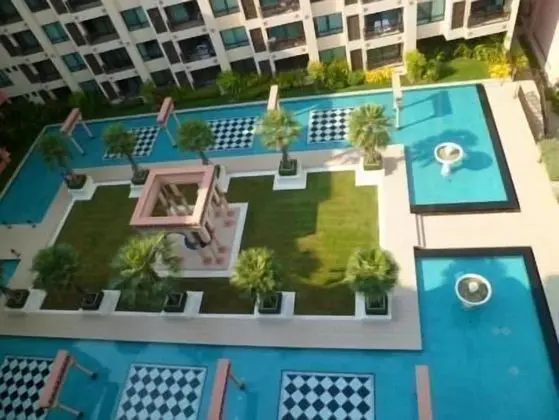 1 Bedrooms with pool view