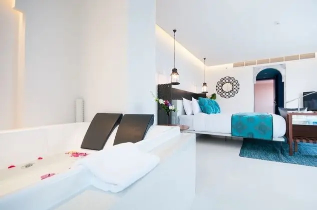 Ocean Front Suite