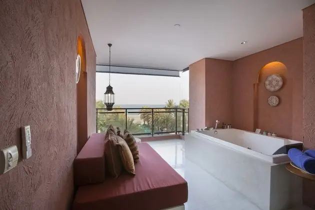 Ocean Front Suite