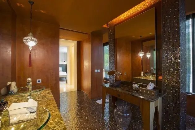 Ocean Front Suite