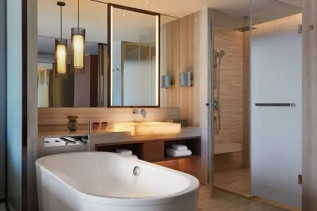 Oda, 2 Çift Kişilik Yatak, Balkon