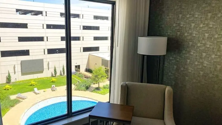 Oda, 1 En Büyük (King) Boy Yatak, Sigara İçilmez, Avlu Manzaralı