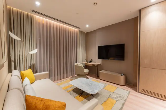 Daire-Tek Yatak Odalı,Şehir Manzaralı,Balkonsuz