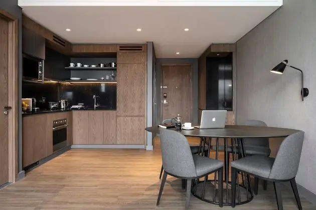 Apart Daire, 1 Yatak Odası, Sigara İçilmez, Avlu Manzaralı