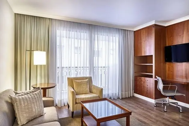Apart Daire, 1 Büyük (Queen) Boy Yatak, Sigara İçilebilir, Balkon