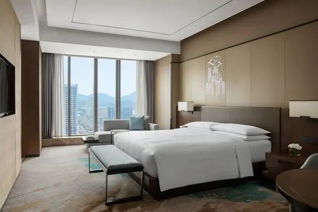 Junior Süit, 1 En Büyük (King) Boy Yatak