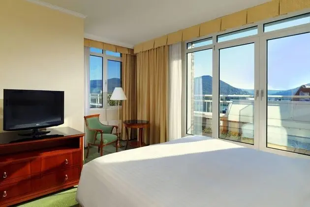 Oda, 2 Tek Kişilik Yatak, Manzaralı