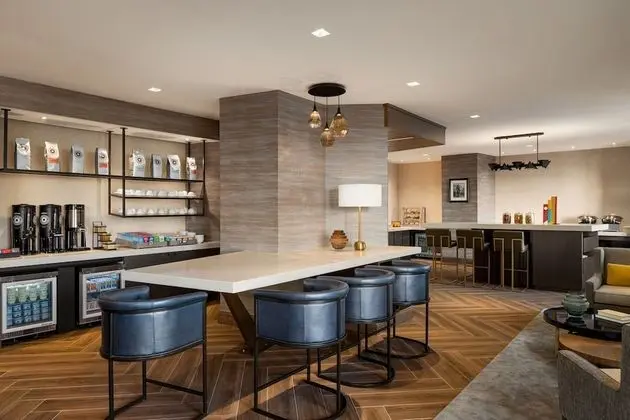 Club Oda, 1 En Büyük (King) Boy Yatak, Sigara İçilmez (M Club Level)