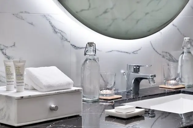 Deluxe Oda, 2 Çift Kişilik Yatak, Sigara İçilmez, Kısmi Deniz Manzaralı