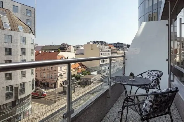 Club Oda, 1 En Büyük (King) Boy Yatak, Balkon