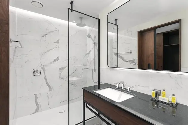 Club Oda, 2 Büyük (Queen) Boy Yatak