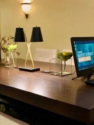 Executive Oda, Executive Katı