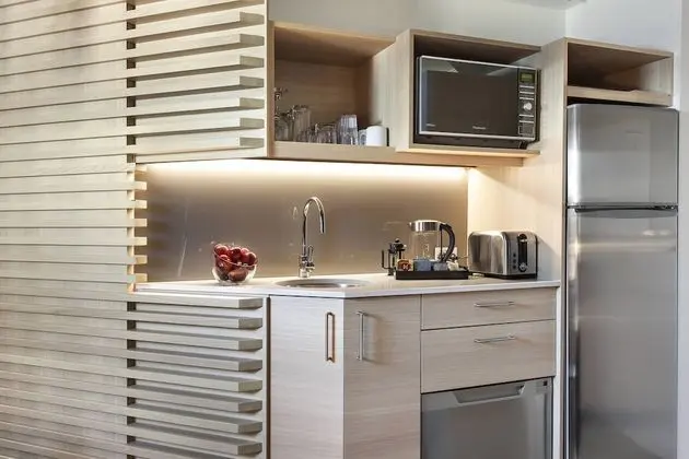 Deluxe Oda, 1 En Büyük (King) Boy Yatak ve Çekyat, Balkon, Lagün Manzaralı