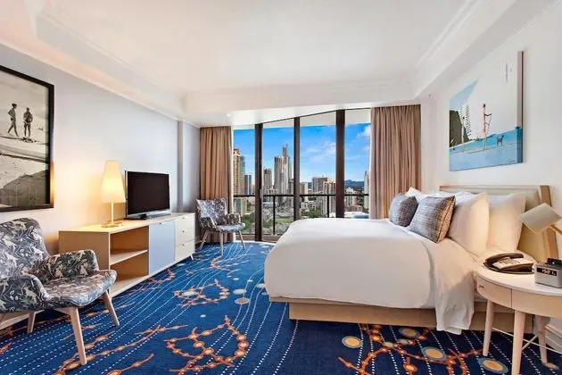 Deluxe Süit, 1 Yatak Odası, Balkon, Şehir Manzaralı