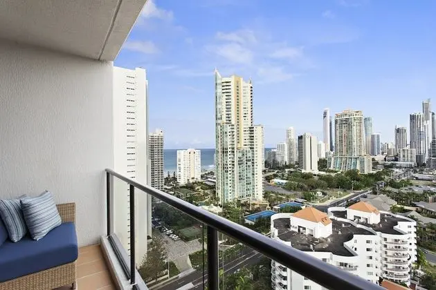 Deluxe Süit, 1 Yatak Odası, Balkon, Şehir Manzaralı