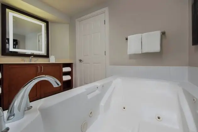 Villa, 2 Yatak Odası, Balkon (Mobility Accessible, Roll-In Shower)