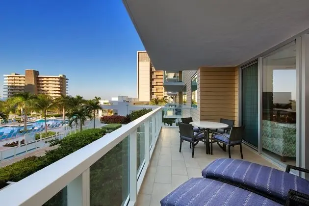 Villa, 2 Yatak Odası, Balkon, Havuz Kenarı