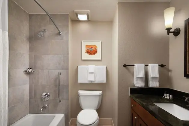 Oda, 1 En Büyük (King) Boy Yatak ve Çekyat