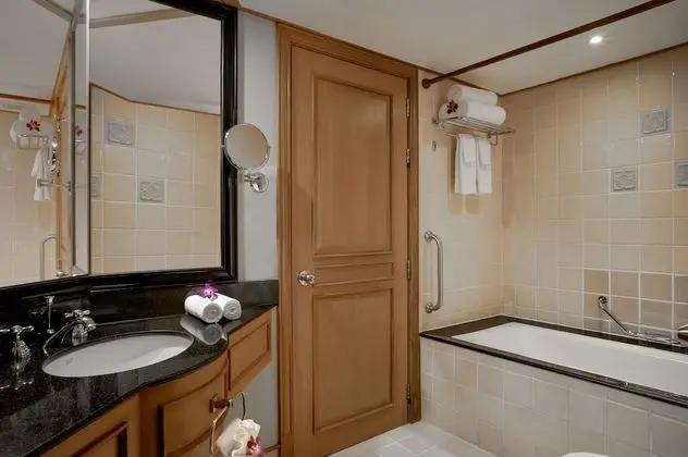 Apart Daire, 2 Yatak Odası, Balkon, Bahçe Manzaralı