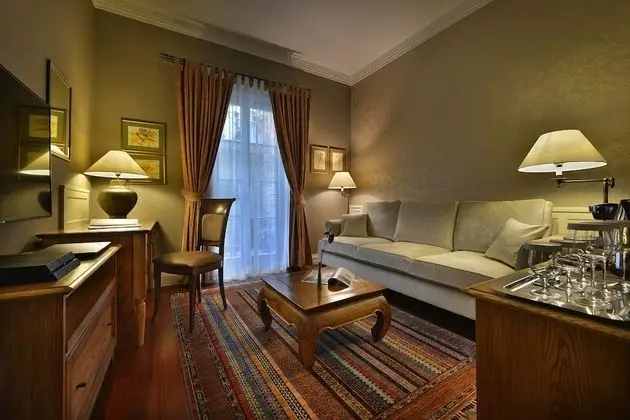 Garden Suite with 50m2 Terrace