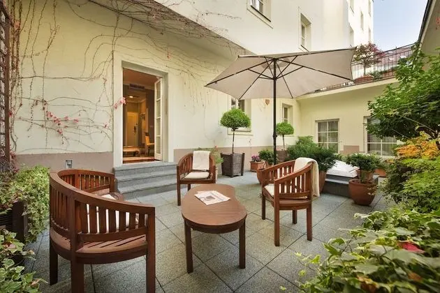 Garden Suite with 50m2 Terrace