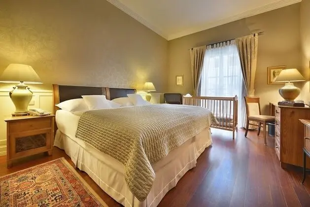 Premium Tek Büyük Yataklı Oda