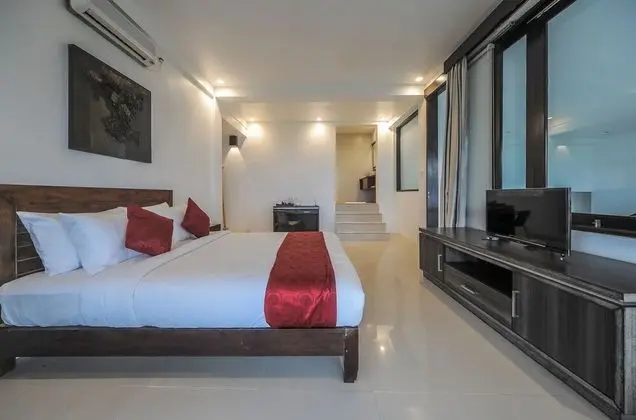 Deluxe Oda, Balkon, Tepe Manzaralı