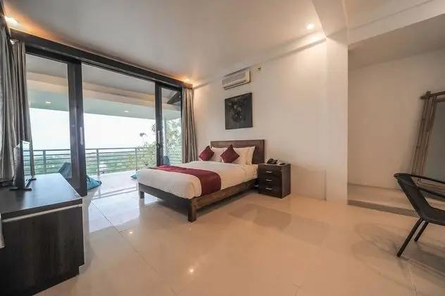 Deluxe Oda, Balkon, Tepe Manzaralı