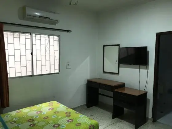 Family Dört Kişilik Oda, Birden Çok Yatak, Sigara İçilmez, Şehir Manzaralı