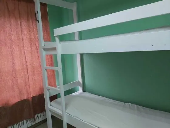 Standard Ortak Ranzalı Oda, Sadece erkekler için (Bed in 5-Bed Dorm)