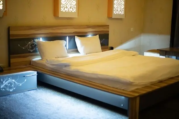 Comfort Tek Büyük veya İki Ayrı Yataklı Oda, 1 Büyük (Queen) Boy Yatak, Avlu Manzaralı