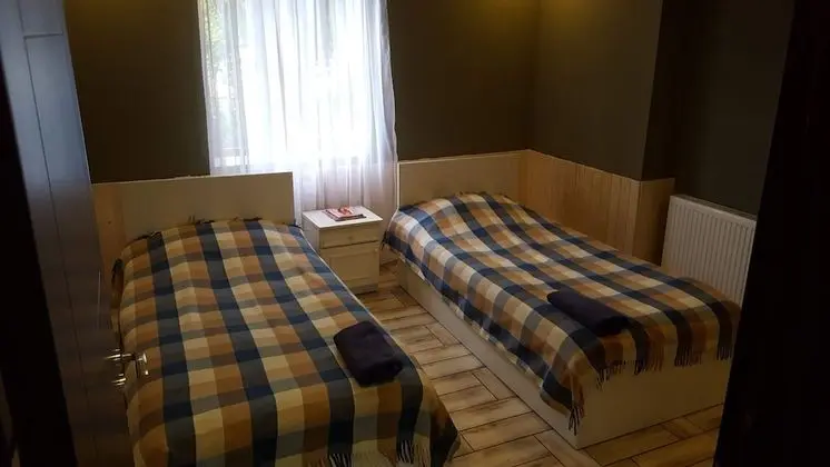 Tek Büyük veya İki Ayrı Yataklı Oda, 2 Tek Kişilik Yatak, Sigara İçilmez