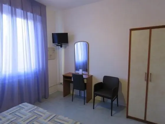 Classic Tek Büyük veya İki Ayrı Yataklı Oda