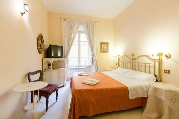 Tek Büyük veya İki Ayrı Yataklı Oda, Özel Banyo