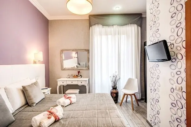 Tek Büyük veya İki Ayrı Yataklı Oda