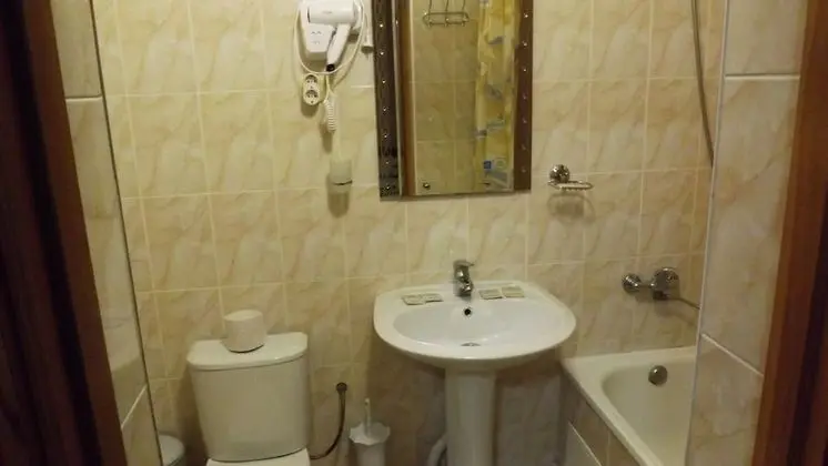 Standard Üç Kişilik Oda