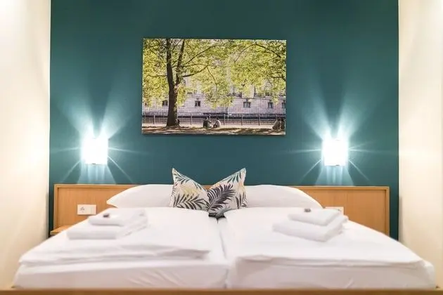 Tek Büyük veya İki Ayrı Yataklı Oda