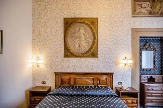 Superior Tek Büyük Yataklı Oda