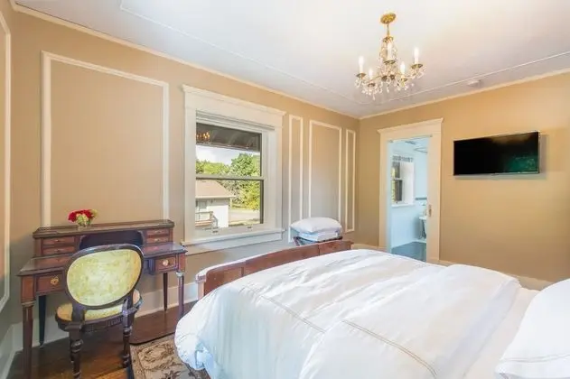 Elizabeth Room