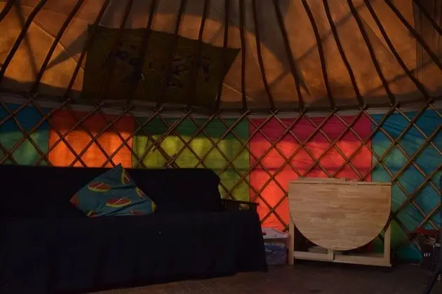 Family Oda, Dağ Manzaralı (Yurt)