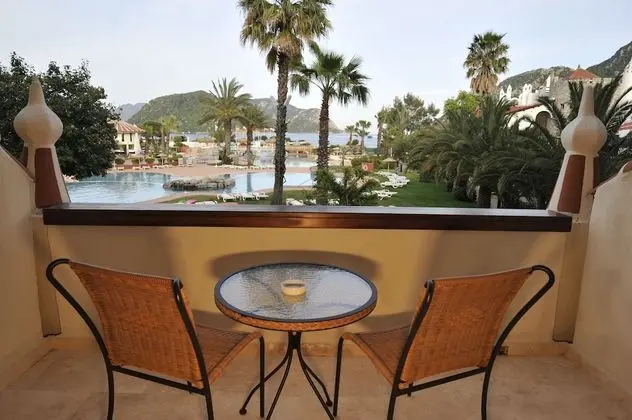 Superior Deluxe Room with Sea View