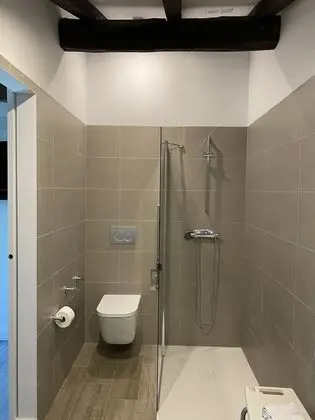 Deluxe Tek Büyük Yataklı Oda (Bat)