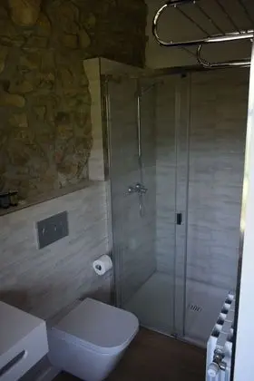 Deluxe Tek Büyük Yataklı Oda (Hiru)