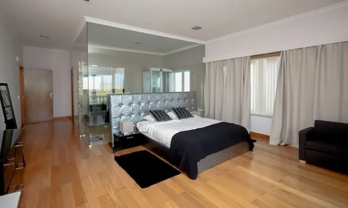 Family Villa, 6 Yatak Odası, Kişiye Özel Havuzlu