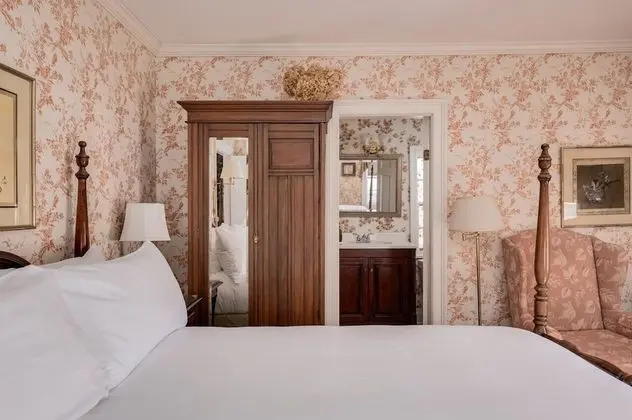 Oda, 1 Büyük (Queen) Boy Yatak (Typhoon)